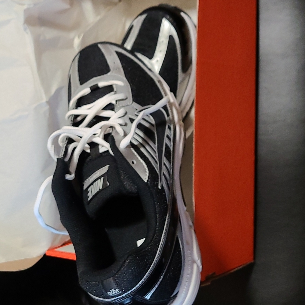 New Nike Mens Tennis Shoes sz 12 4E Wide